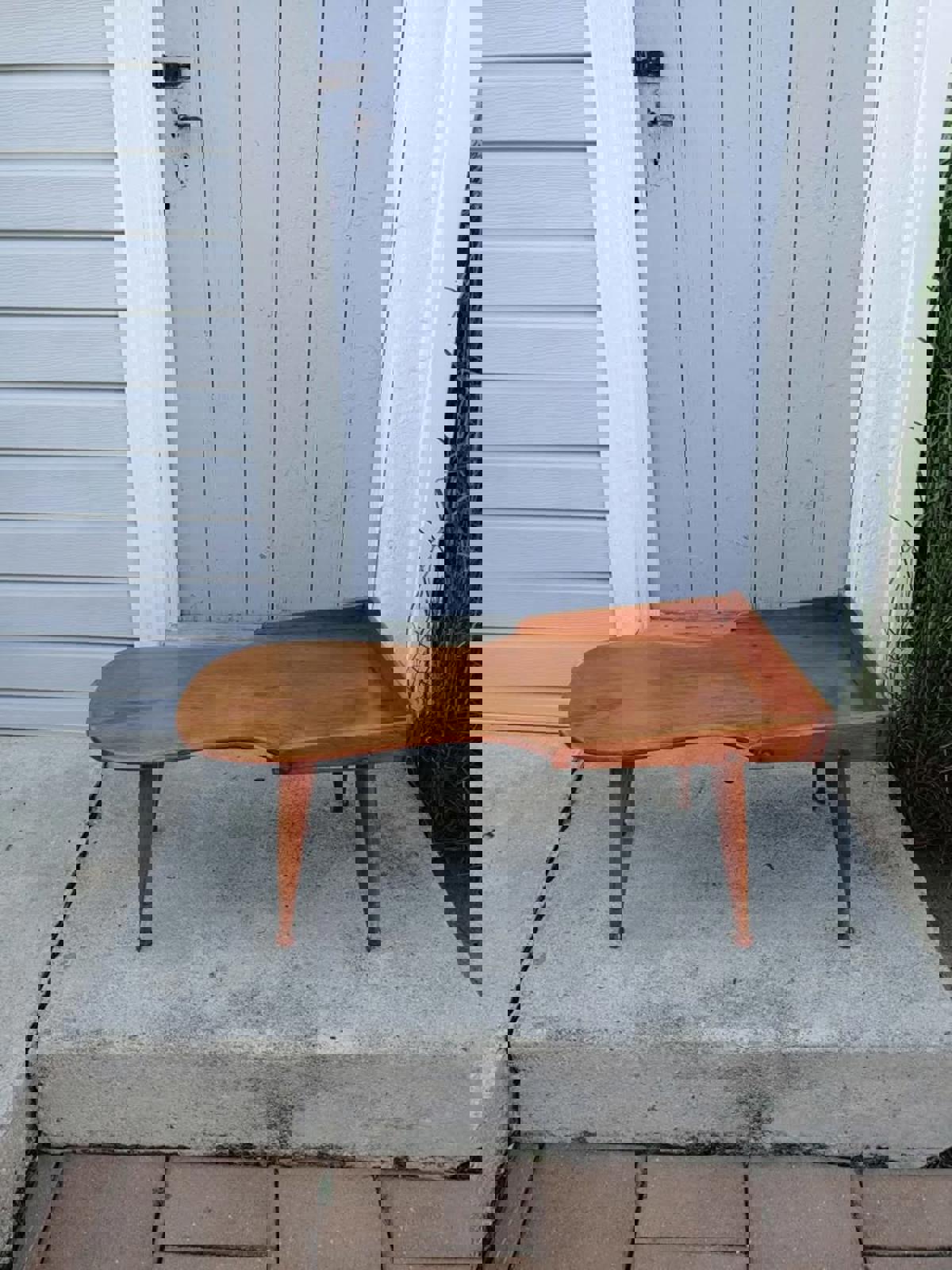 Mid-Century Cobbler Bench Style Solid Maple Coffee Table Circa 1960s